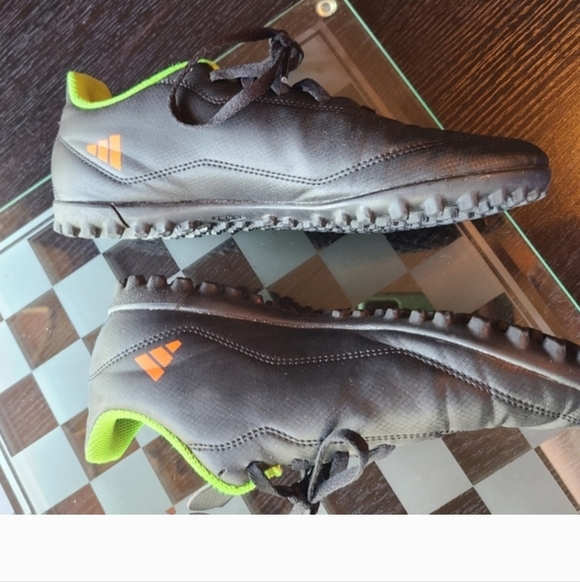 Black and Neon Green Soccer Cleats with Orange Stripes Size 6 - Picture 7 of 11